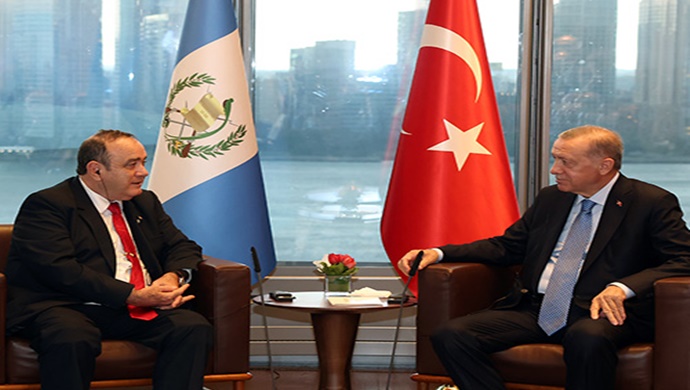 Cumhurbaşkanı Erdoğan, Guatemala Cumhurbaşkanı Giammattei ile görüştü