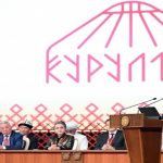 Президент Садыр Жапаров: Перед нами стоит задача обучить кыргызстанцев свободно говорить, писать и думать на кыргызском языке, сделать его настоящим государственным языком
